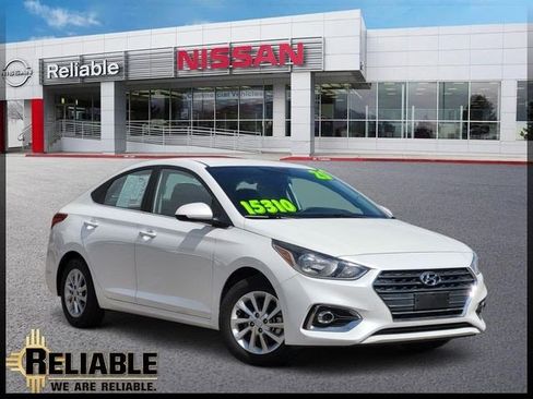 Used 2020 Hyundai Accent SEL FWD image 1