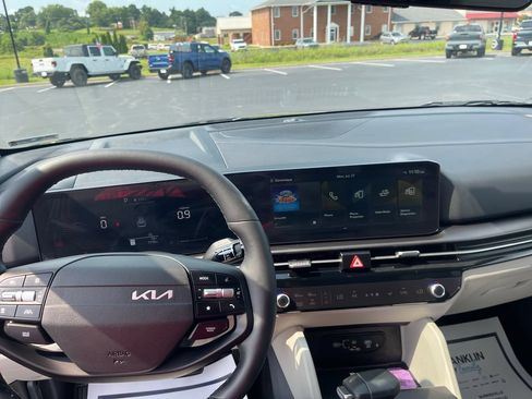 Used 2026 Kia Sportage EX w/ EX Panorama Roof Package AWD/4WD image 16