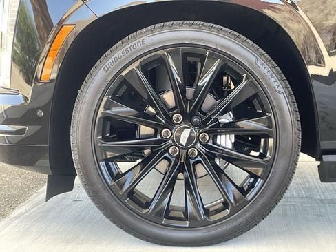 New 2026 Cadillac Escalade Platinum Sport AWD/4WD image 33