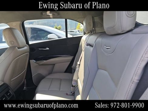 Used 2023 Cadillac XT4 Luxury FWD image 7