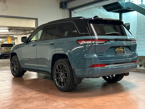 New 2026 Jeep Grand Cherokee Summit w/ Obsidian Package AWD/4WD image 3