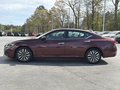 Certified 2023 Nissan Altima 2.5 SV FWD image 18