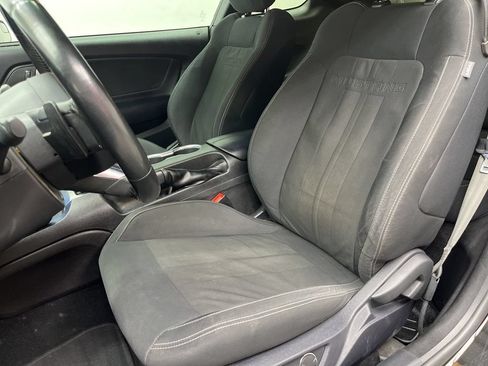 Used 2019 Ford Mustang GT RWD image 19