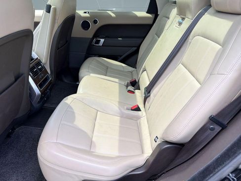 Used 2019 Land Rover Range Rover Sport HSE AWD/4WD image 14