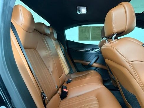 Used 2019 Maserati Ghibli S GranLusso RWD image 28