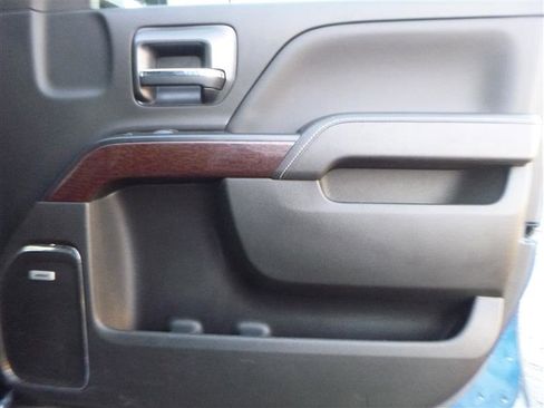 Used 2017 GMC Sierra 2500 SLT image 22