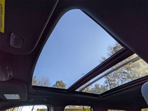 Used 2021 Ford Expedition Max Limited image 22