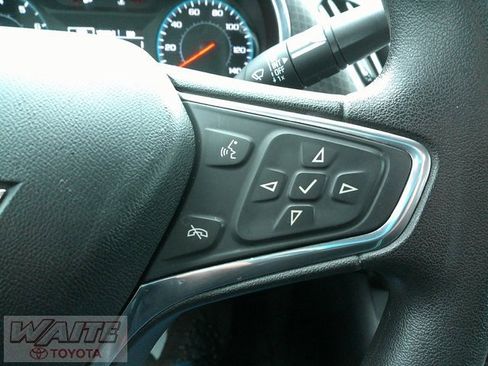 Used 2018 Chevrolet Malibu LT image 12