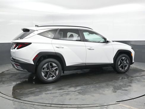 New 2026 Hyundai Tucson SEL image 2