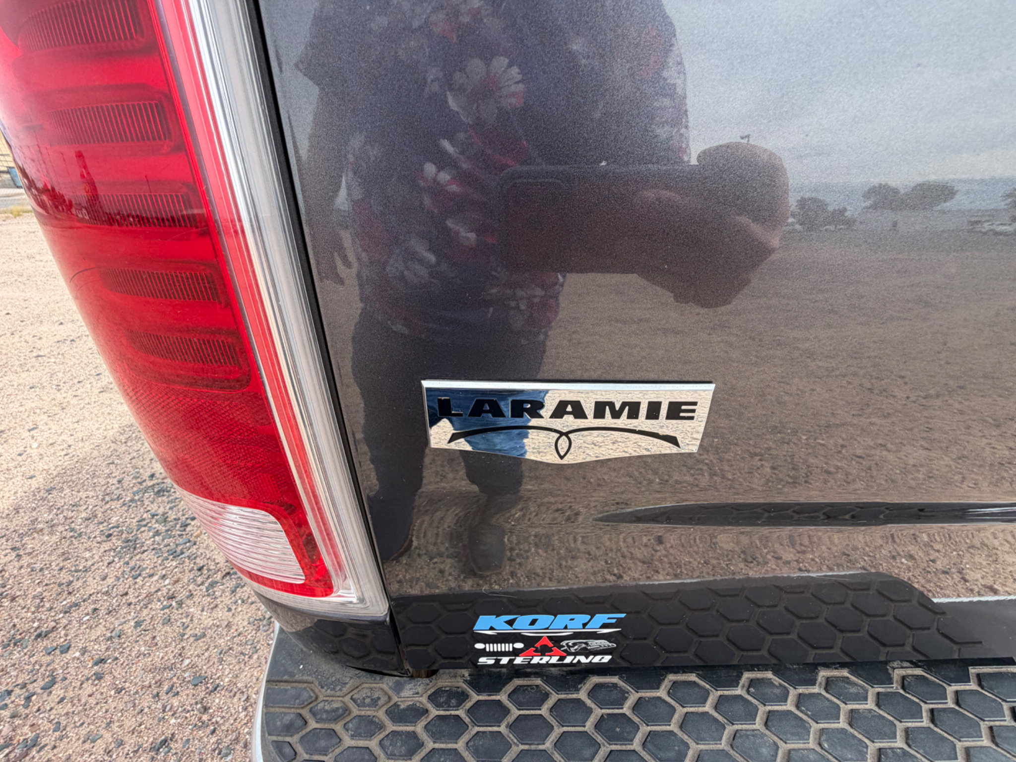Used 2016 RAM 1500 Laramie w/ Convenience Group AWD/4WD image 10