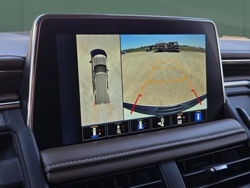 Used 2023 Chevrolet Tahoe High Country image 17