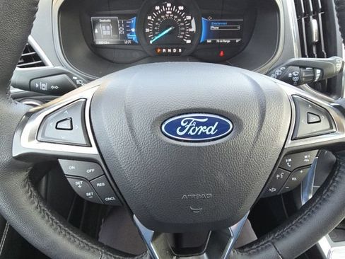 Used 2024 Ford Edge Titanium AWD/4WD image 12