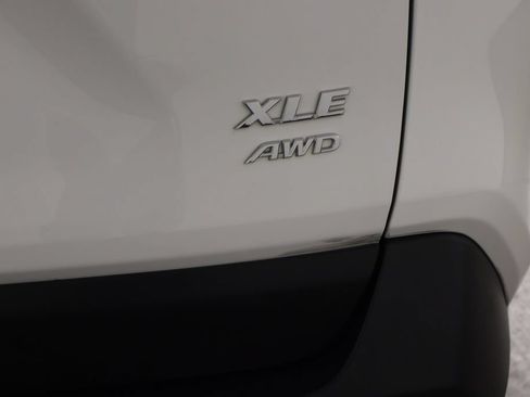 Used 2019 Toyota RAV4 XLE w/ Convenience Package AWD/4WD image 42