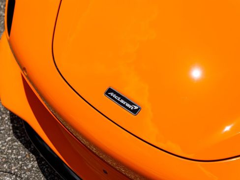New 2027 McLaren 750S RWD image 2