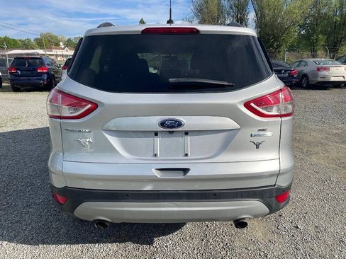 Used 2014 Ford Escape SE w/ Equipment Group 201A FWD image 6
