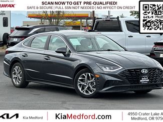 Used 2023 Hyundai Sonata SEL image 1