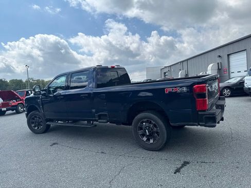 Used 2024 Ford F250 XLT w/ XLT Premium Package AWD/4WD image 4