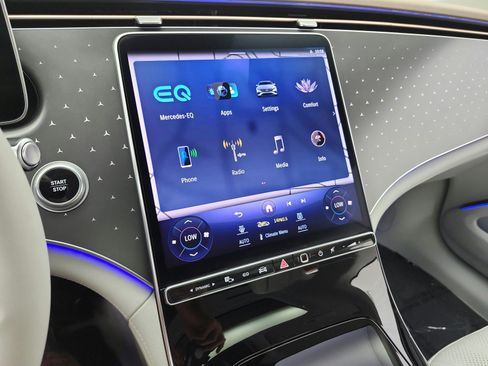 Certified 2022 Mercedes-Benz EQS 450+ Sedan image 10