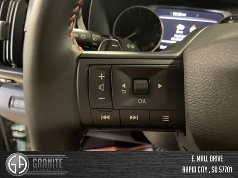 New 2026 Nissan Pathfinder Rock Creek AWD/4WD image 30