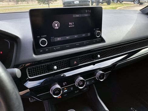 Used 2022 Honda Civic Sport image 15