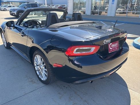 Used 2018 FIAT 124 Spider Classica w/ Technology & Siriusxm Group image 5