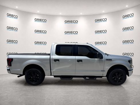 Used 2016 Ford F150 XLT RWD image 2