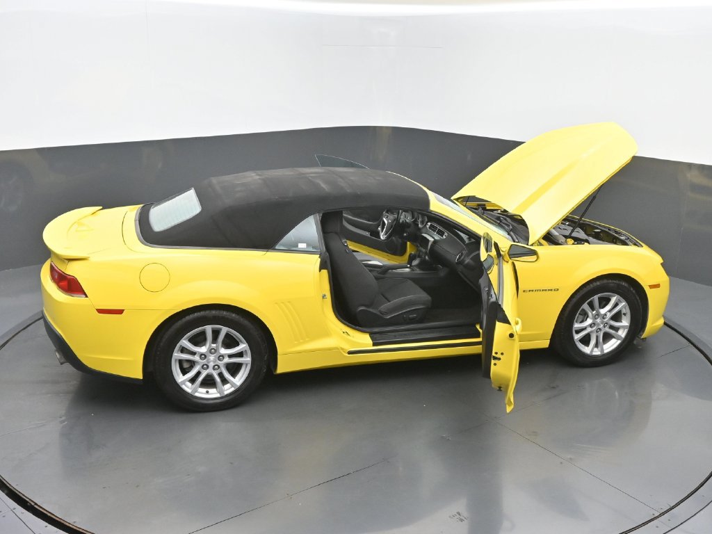 Used 2015 Chevrolet Camaro LT RWD image 64