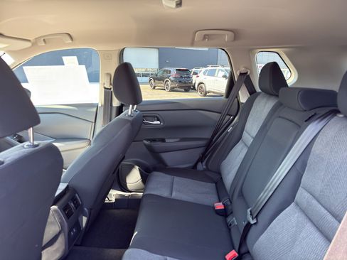 New 2026 Nissan Rogue SV image 32