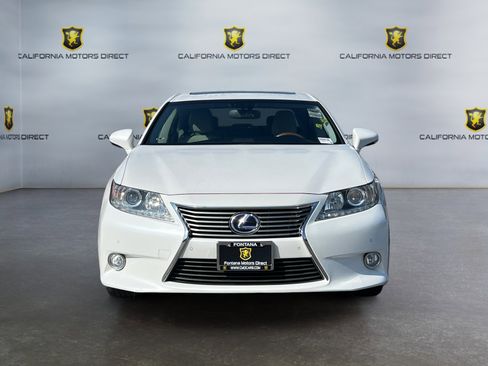 Used 2013 Lexus ES 300h image 8