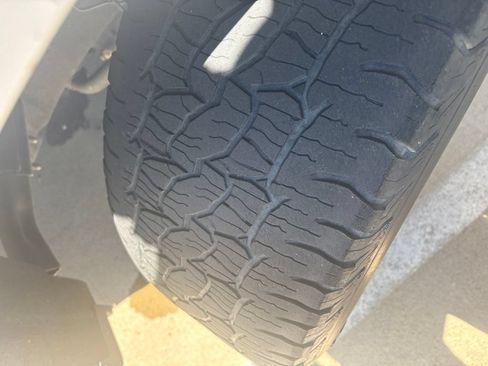Used 2019 Ford F150 XL w/ Equipment Group 101A Mid RWD image 4