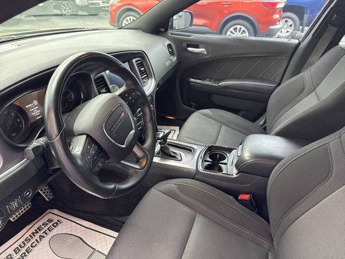 Used 2018 Dodge Charger GT w/ Blacktop Package AWD/4WD image 14