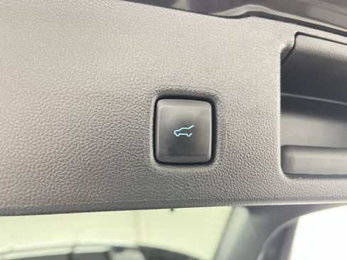 Used 2022 Ford Escape Titanium w/ Class II Trailer Tow Package image 29