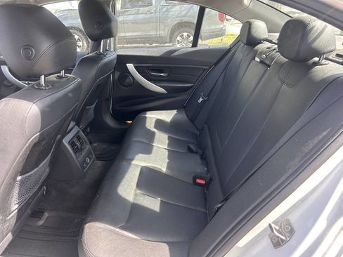 Used 2013 BMW 328i xDrive Sedan AWD/4WD image 9