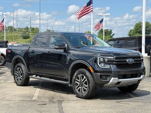 Used 2025 Ford Ranger Lariat w/ FX4 Off-Road Package AWD/4WD image 21
