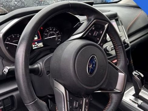 Used 2022 Subaru Crosstrek 2.0i Premium w/ Moonroof Package image 11