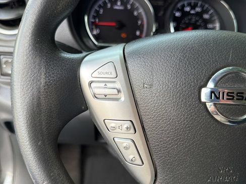 Used 2019 Nissan Versa SV FWD image 22
