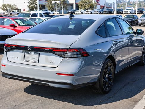 Certified 2025 Honda Accord SE image 26