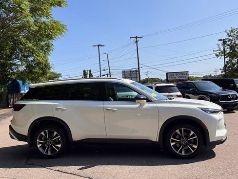 Used 2023 INFINITI QX60 Luxe w/ Vision Package AWD/4WD image 7