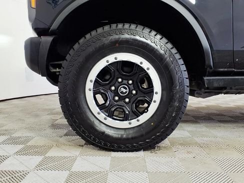 Used 2023 Ford Bronco Badlands w/ Sasquatch Package AWD/4WD image 7