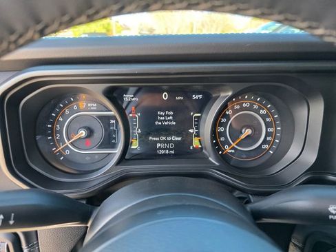 Used 2025 Jeep Gladiator Sport AWD/4WD image 24