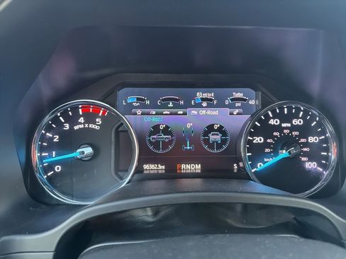 Used 2021 Ford F250 Lariat w/ Lariat Value Package image 20