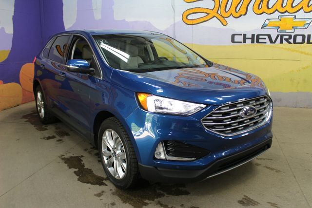 Used 2021 Ford Edge Titanium w/ Cargo Accessory Package AWD/4WD image 2