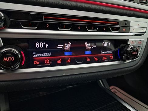 Used 2019 BMW 750i xDrive 750i xDrive Executive, M Sport w/ Executive Package image 28