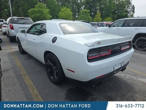 Used 2022 Dodge Challenger R/T RWD image 2