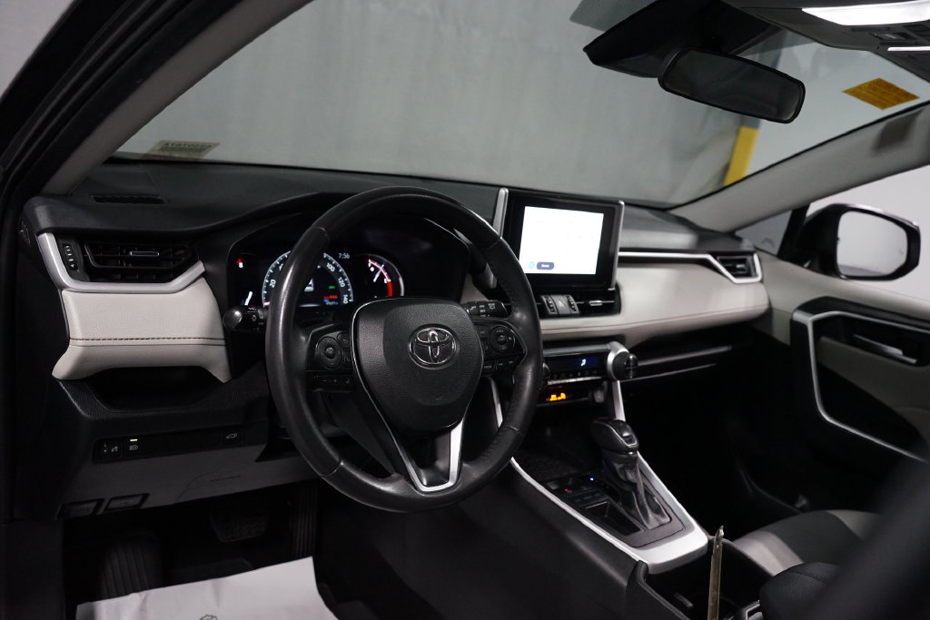 Certified 2024 Toyota RAV4 XLE Premium FWD image 11
