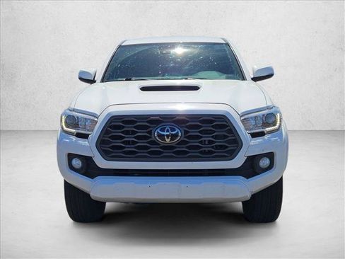 Used 2021 Toyota Tacoma TRD Sport w/ Technology Package AWD/4WD image 2