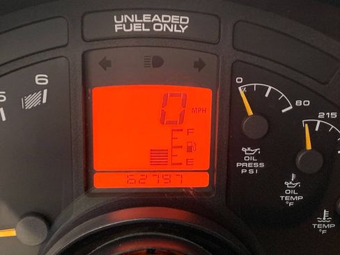 Used 1996 Chevrolet Corvette Coupe RWD image 12