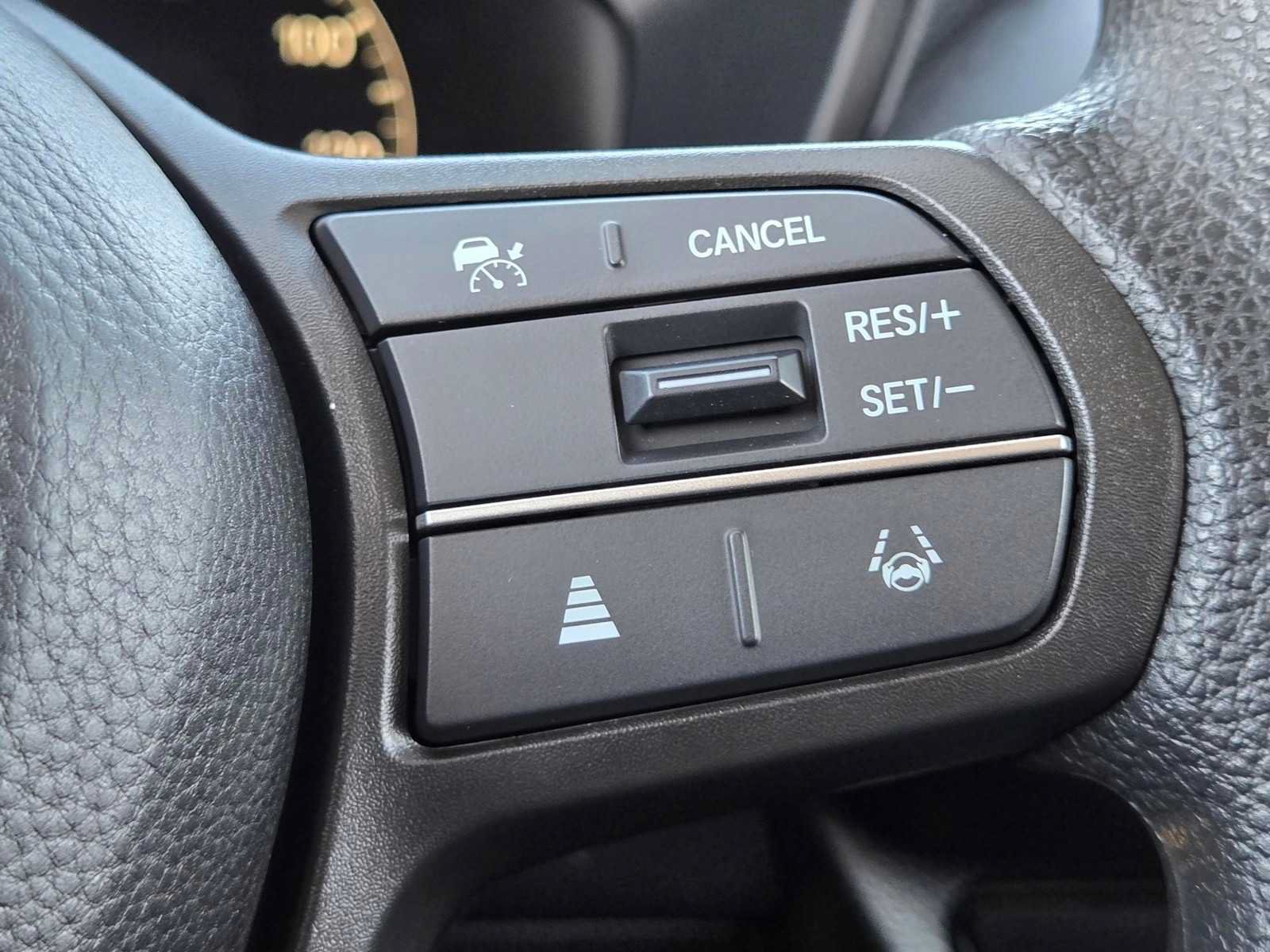 Used 2025 Honda HR-V LX image 27