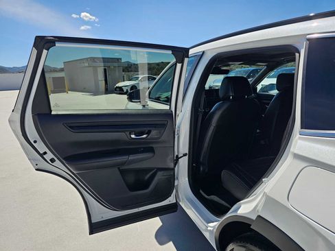 Used 2024 Honda CR-V Sport-L image 15