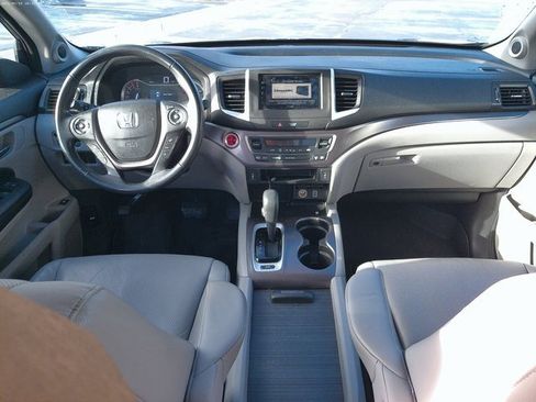 Used 2019 Honda Ridgeline RTL image 10